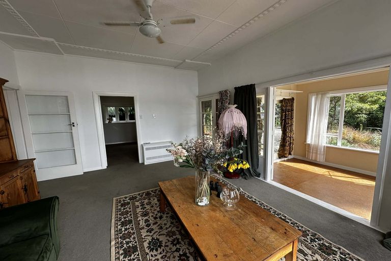 Photo of property in 1b Burkes Drive, Saint Leonards, Dunedin, 9022
