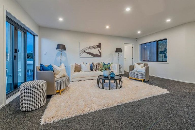 Photo of property in 123 Piha Road, Piha, New Lynn, 0772