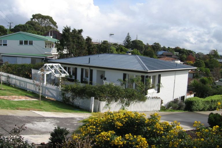 Photo of property in 1/6 View Road, Shelly Park, Auckland, 2014