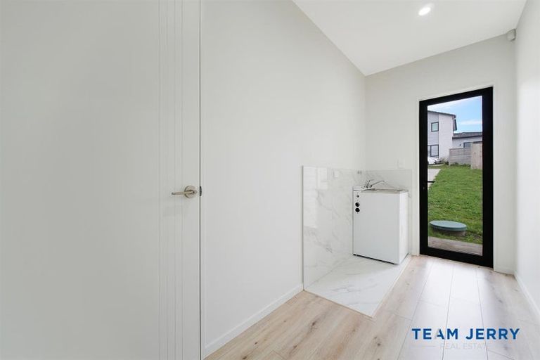 Photo of property in 30 Dungloe Avenue, Flat Bush, Auckland, 2019