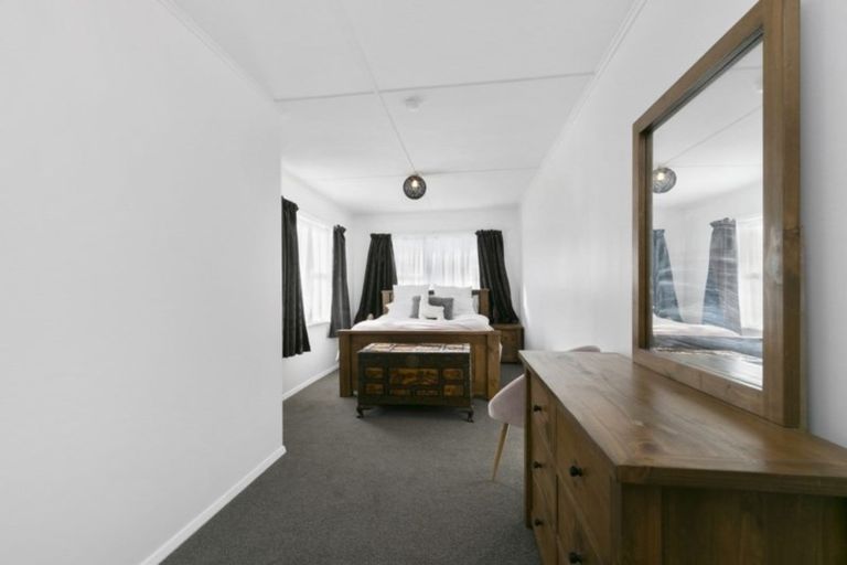 Photo of property in 42 Donnelley Drive, Wainuiomata, Lower Hutt, 5014