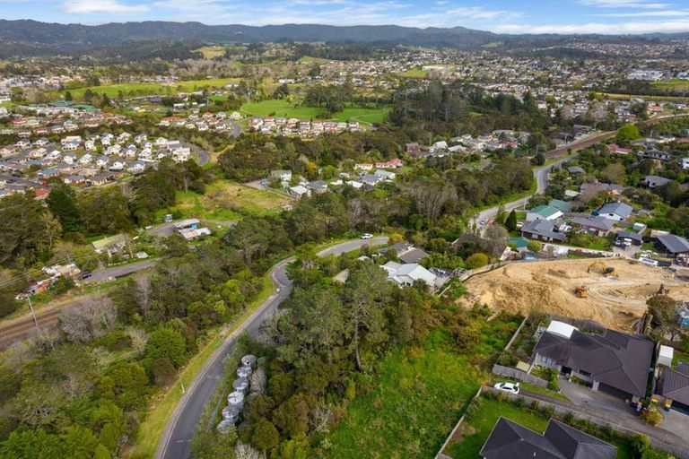 Photo of property in 103 Rangeview Road, Sunnyvale, Auckland, 0612