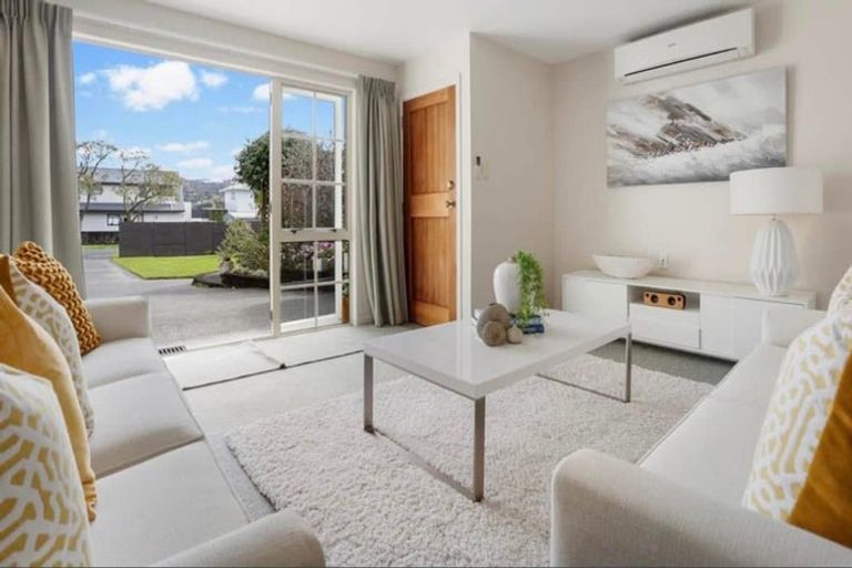 Photo of property in 57 The Terrace, Herald Island, Auckland, 0618
