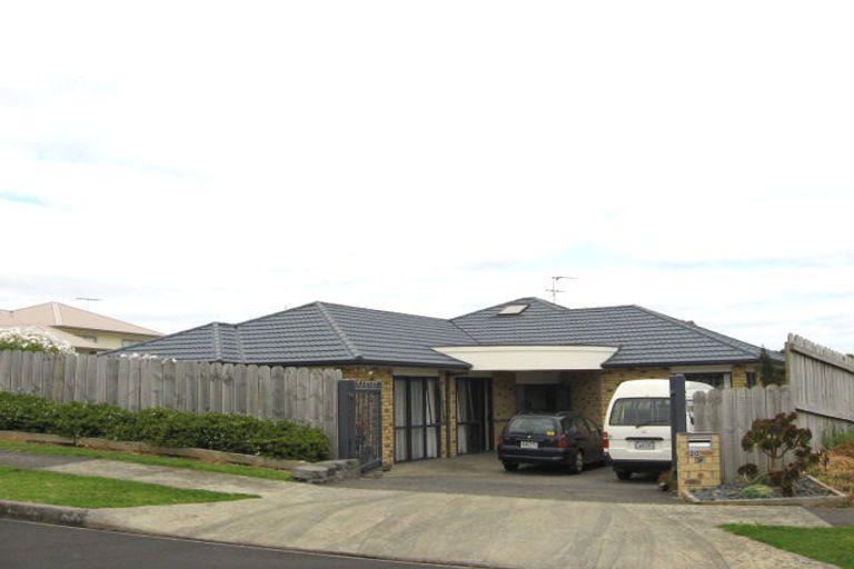 Photo of property in 42 Totara Avenue, Pukekohe, 2120