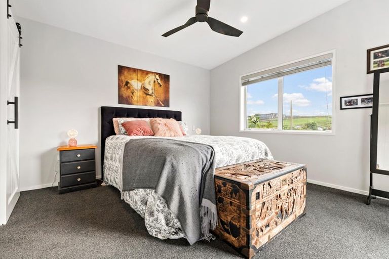 Photo of property in 12 Allan Road, Awhitu, Waiuku, 2684