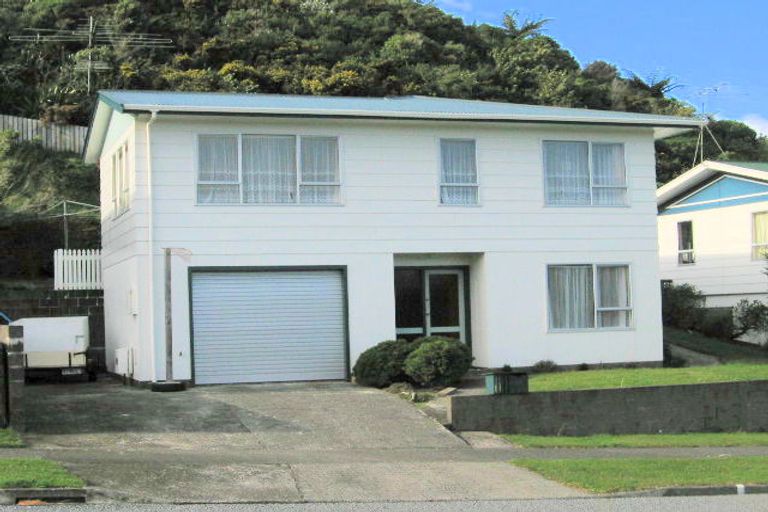 Photo of property in 14 Kaitangata Crescent, Kelson, Lower Hutt, 5010