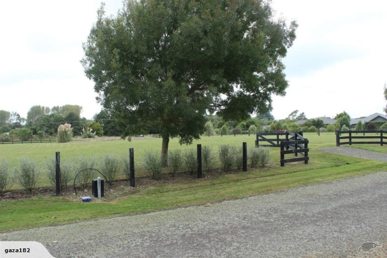 Photo of property in 18 Ivy Lane, Ohau, Levin, 5570