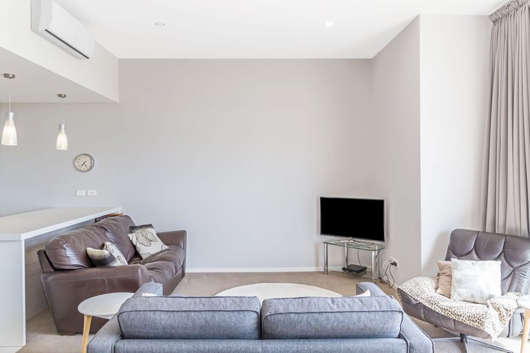 Photo of property in 255 Millwater Parkway, Silverdale, 0932