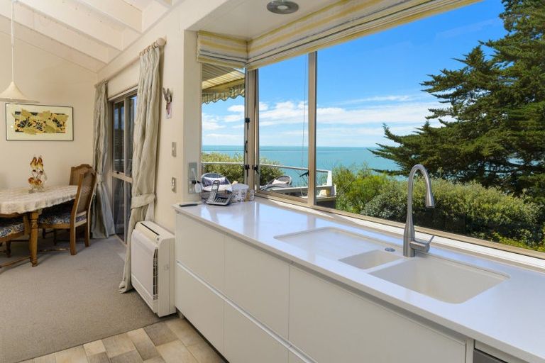 Photo of property in 104 Brooklands Road, Atawhai, Nelson, 7010