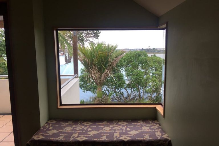 Photo of property in 65a Beresford Street, Bayswater, Auckland, 0622