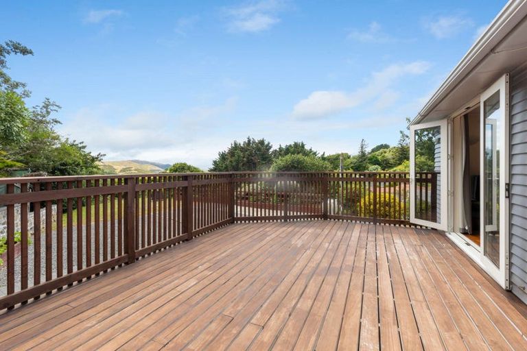 Photo of property in 137 Ironside Road, Johnsonville, Wellington, 6037