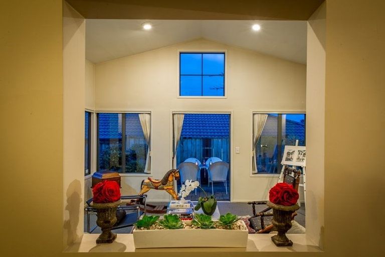 Photo of property in 762 Chapel Road, Shamrock Park, Auckland, 2016