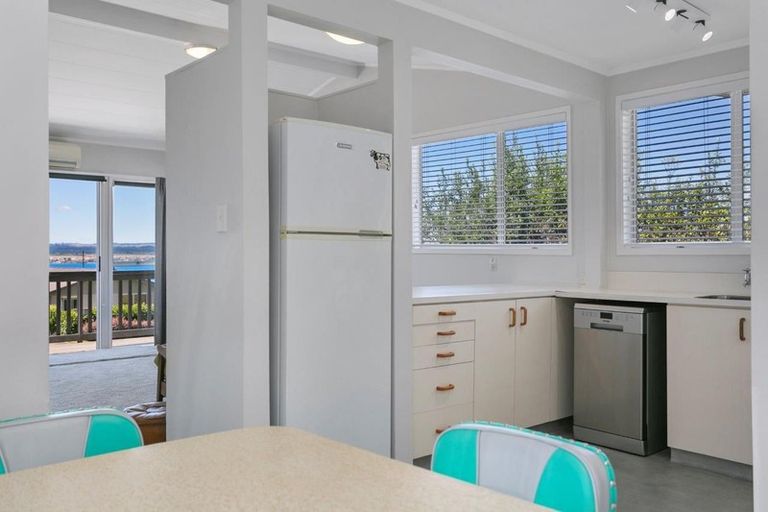 Photo of property in 2/12 Isobel Street, Acacia Bay, Taupo, 3330