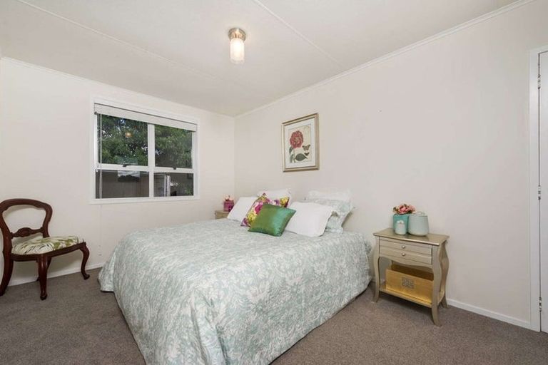 Photo of property in 26 Old Wairoa Road, Papakura, 2110