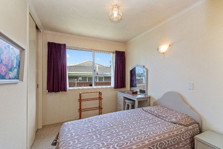 Photo of property in 2/2 Palm Court Drive, Glen Eden, Auckland, 0602