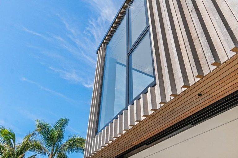 Photo of property in 61b Castor Bay Road, Castor Bay, Auckland, 0620