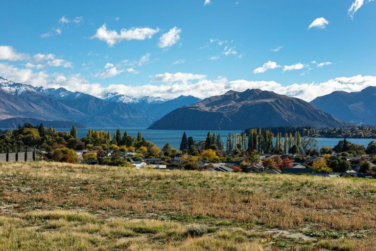 Photo of property in Meadowstone Alpha Series, 8 Tiffany Lane, Wanaka, 9305