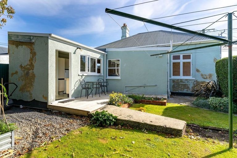 Photo of property in 91 Oxford Street, South Dunedin, Dunedin, 9012