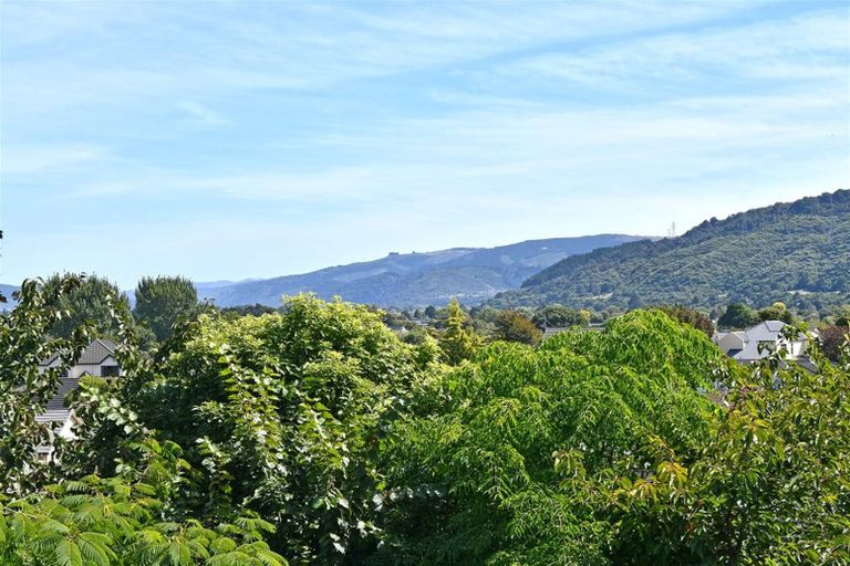 Photo of property in 7a Roband Crescent, Brown Owl, Upper Hutt, 5018