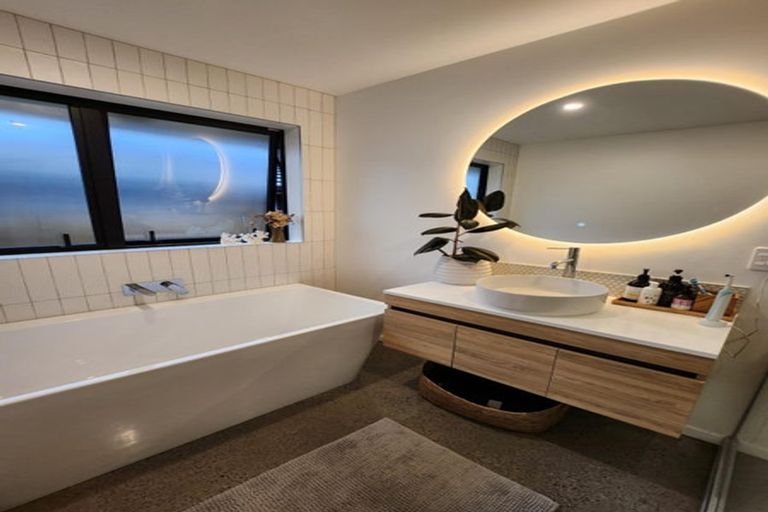 Photo of property in 12 Kokopu Lane, Ohauiti, Tauranga, 3112