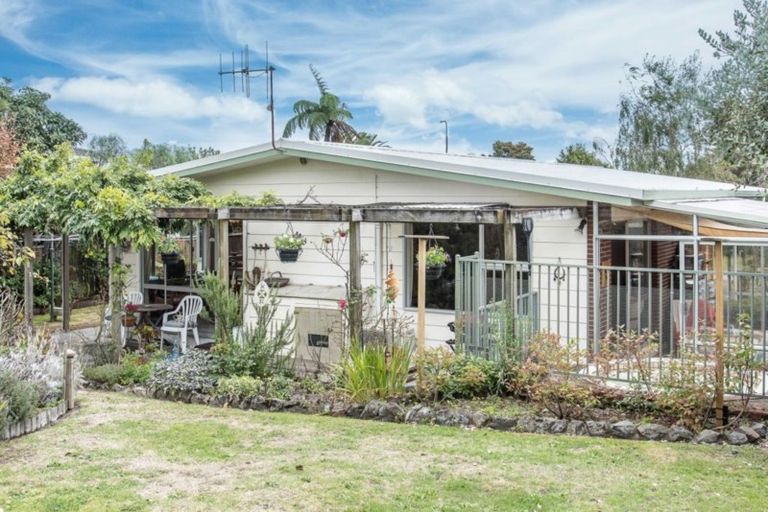 Photo of property in 10 Kingswood Grove, Raumati Beach, Paraparaumu, 5032