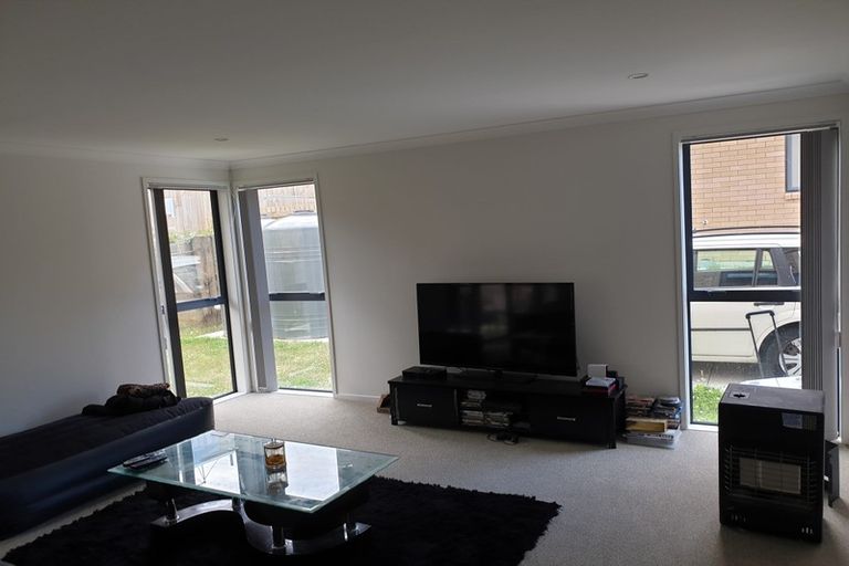 Photo of property in 38 Cockayne Crescent, Sunnynook, Auckland, 0620