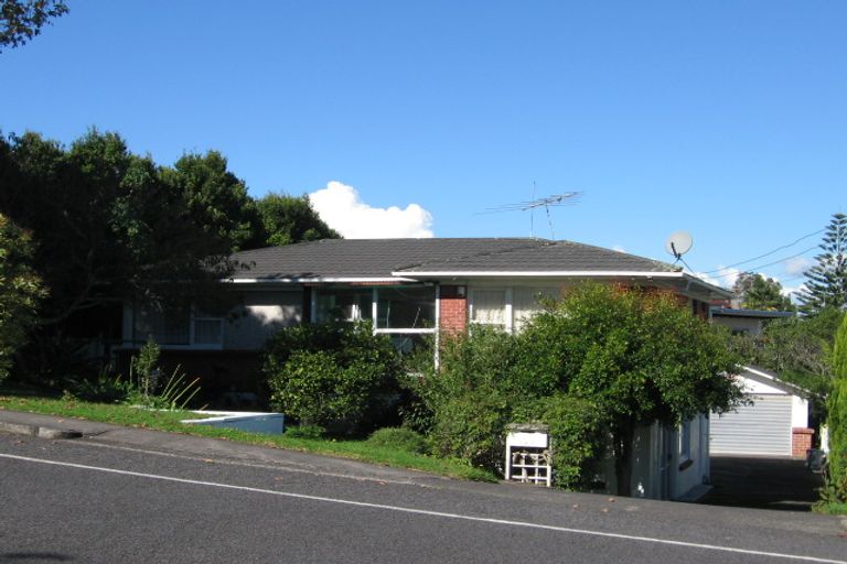 Photo of property in 145 Hutchinsons Road, Bucklands Beach, Auckland, 2014