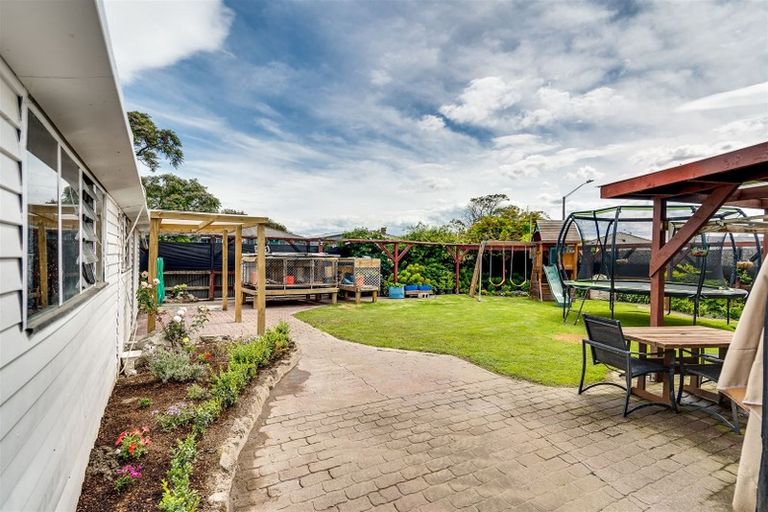 Photo of property in 10 Mclaren Crescent, Onekawa, Napier, 4110