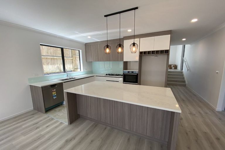 Photo of property in 13 Demeter Street, Flat Bush, Auckland, 2019