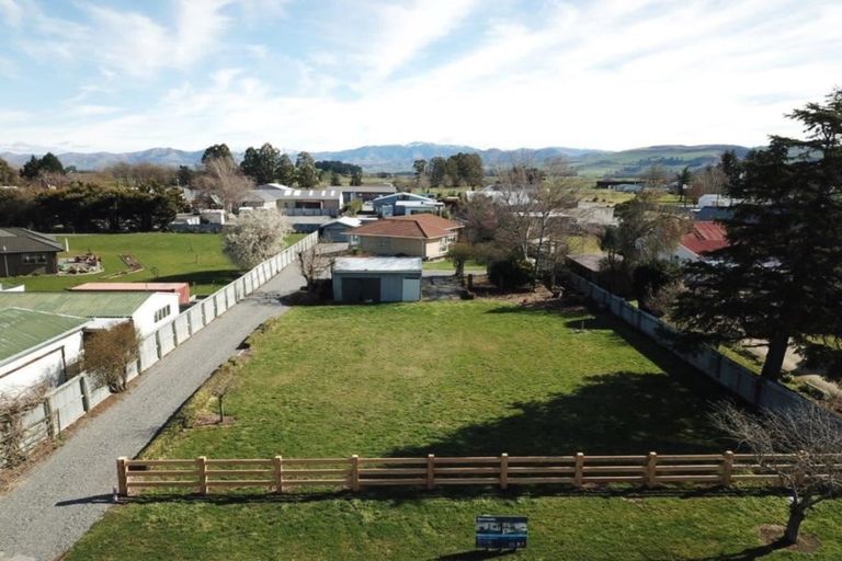 Photo of property in 15 Montrose Avenue, Culverden, 7392