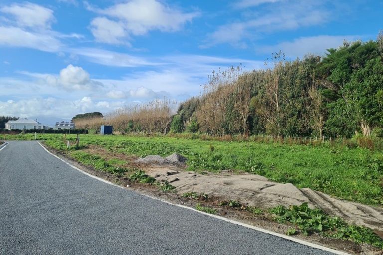 Photo of property in 81 Whitcombe Road, Opunake, 4616