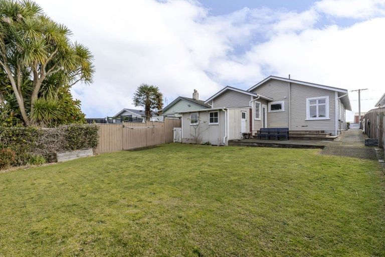 Photo of property in 14 Ngaio Street, Strandon, New Plymouth, 4312