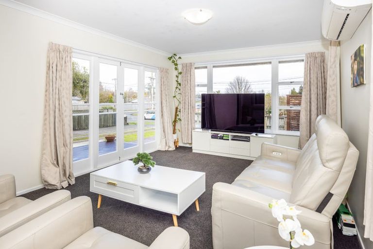 Photo of property in 17 Macdonald Road, Glenview, Hamilton, 3206