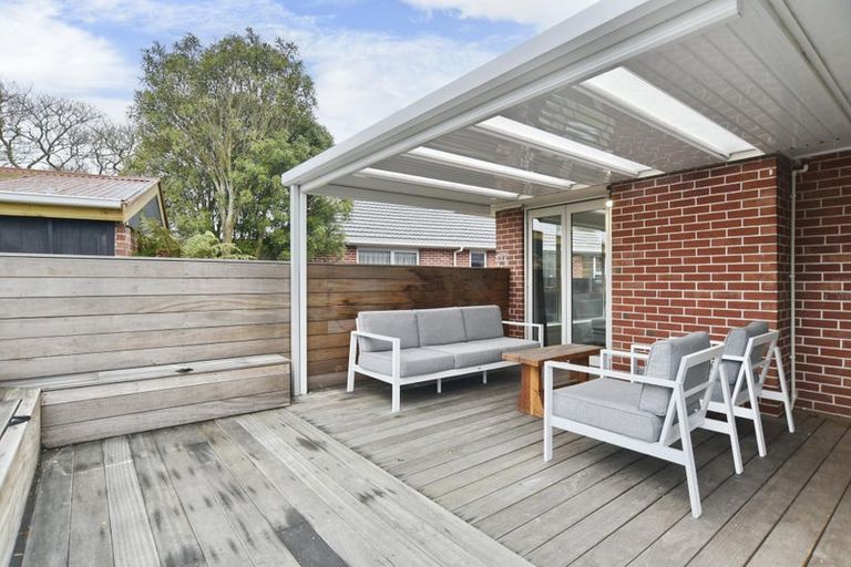 Photo of property in 57 Liverton Crescent, Bishopdale, Christchurch, 8053