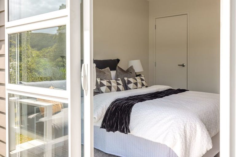 Photo of property in 19 Sea View Road, Ostend, Waiheke Island, 1081