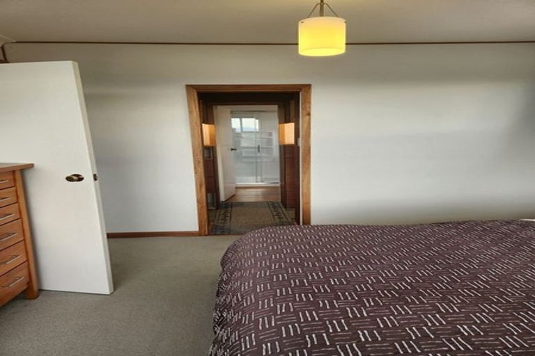 Photo of property in 34 Cannon Hill Crescent, Mount Pleasant, Christchurch, 8081