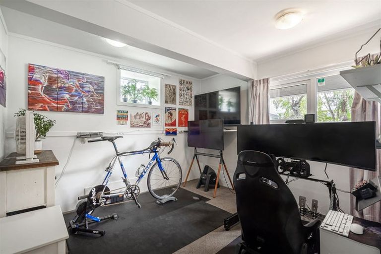 Photo of property in 1/28 Hart Road, Hauraki, Auckland, 0622