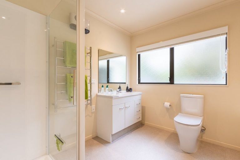 Photo of property in 94 Weggery Drive, Waikanae Beach, Waikanae, 5036