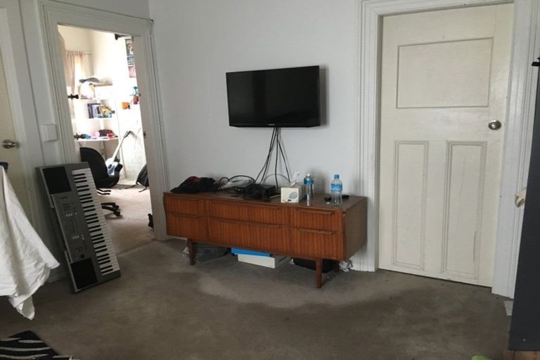 Photo of property in 23 Dundas Street, North Dunedin, Dunedin, 9016