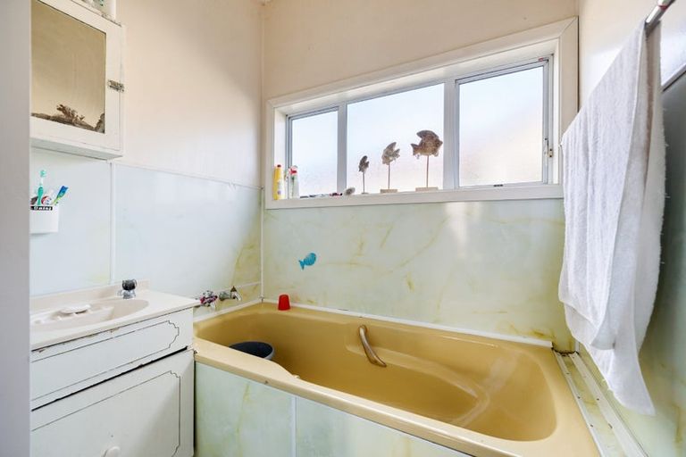 Photo of property in 65 Randolph Street, Woolston, Christchurch, 8062