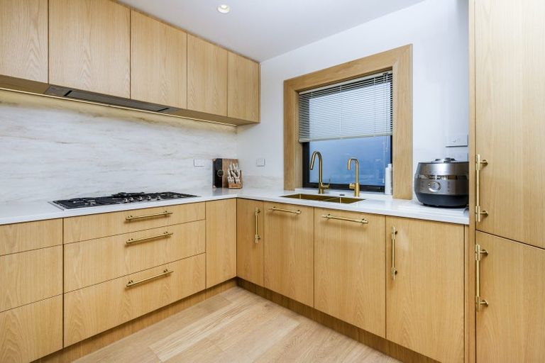 Photo of property in 19 Brighton Terrace, Mairangi Bay, Auckland, 0630