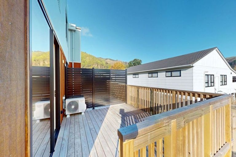 Photo of property in 24/10 Utauta Street, Waikanae, 5036