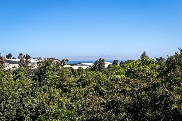 Photo of property in 43 Frank Wilson Terrace, Welbourn, New Plymouth, 4312