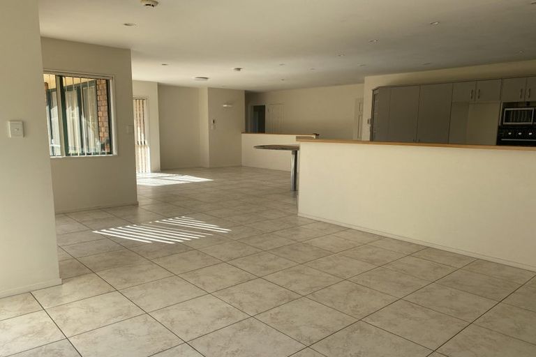 Photo of property in 6 Spedding Road, Whenuapai, Auckland, 0618