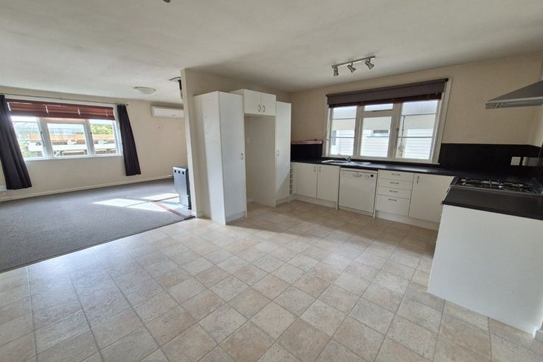 Photo of property in 14 Lincoln Street, Picton, 7220