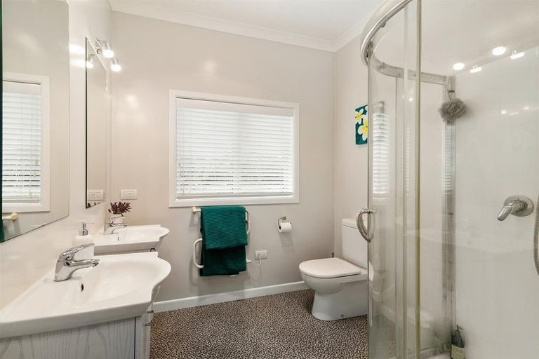 Photo of property in 12 Larcy Road, Lynmore, Rotorua, 3010
