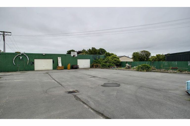 Photo of property in 48 Waimate Highway, Saint Andrews, 7988