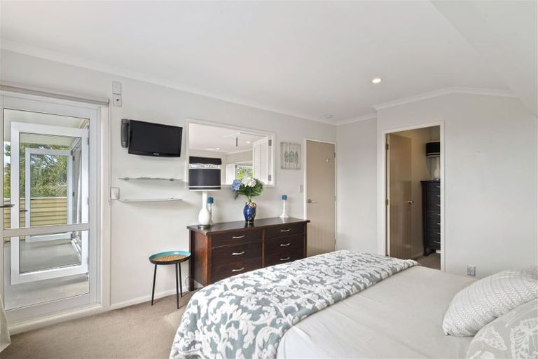 Photo of property in 113 Carlisle Road, Torbay, Auckland, 0632