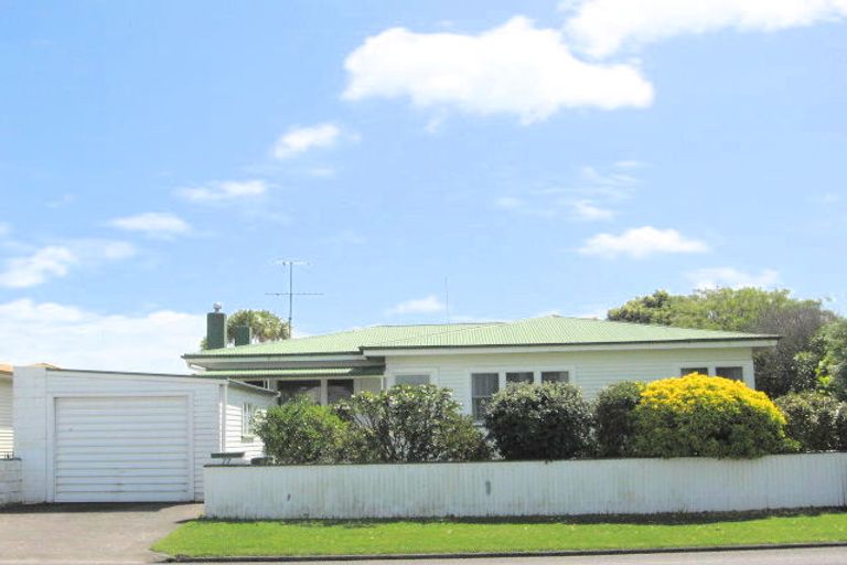 Photo of property in 77 Awapuni Road, Awapuni, Gisborne, 4010
