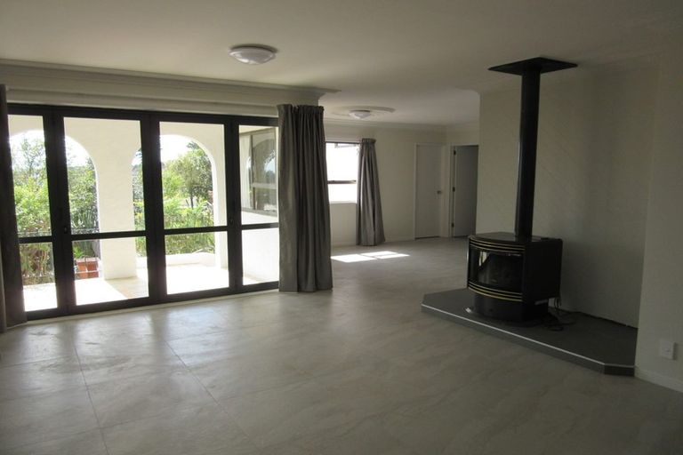 Photo of property in 13 Paulownia Place, Totara Heights, Auckland, 2105